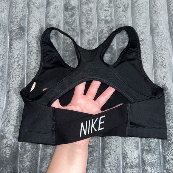 Nike Sports Bra - Picture 4 of 7